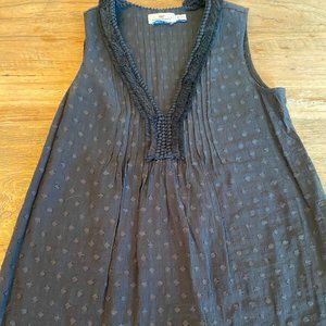 Vineyard Vines XS Sleeveless Black Shirt